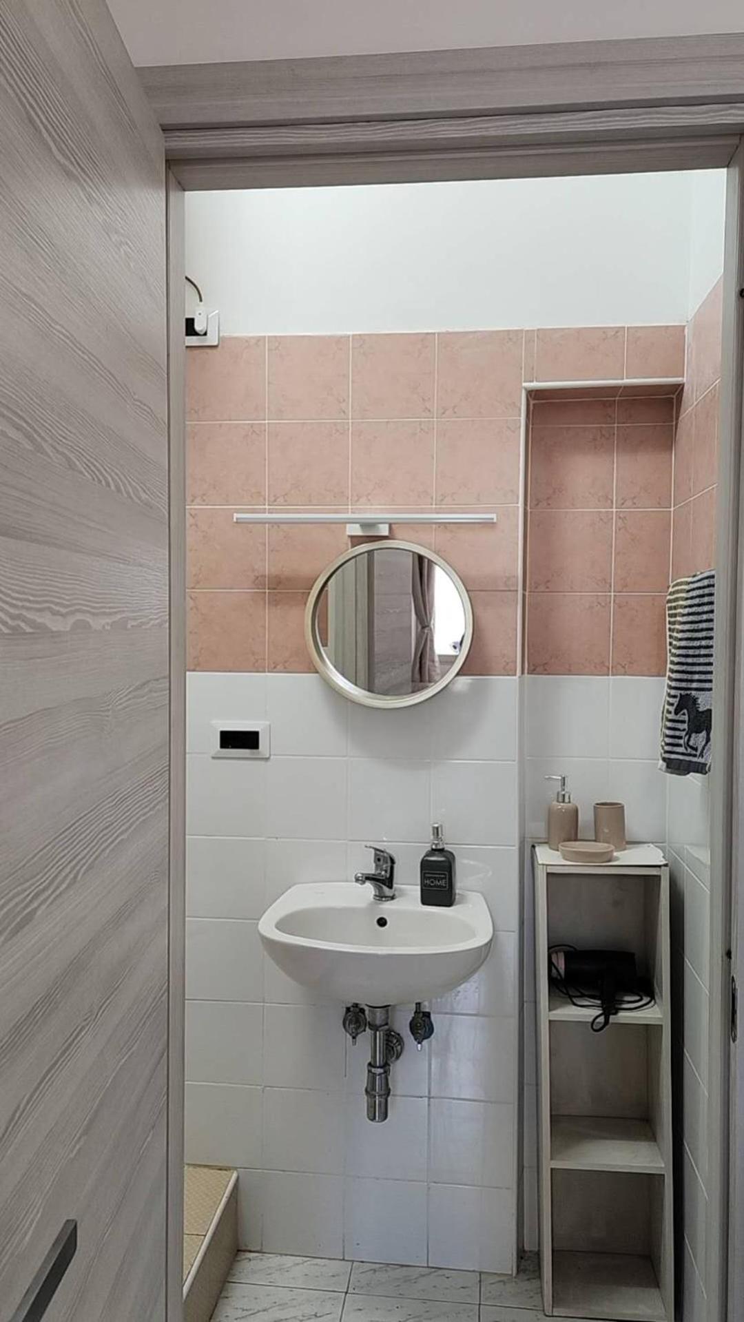 Roma Termini Tina Ya B&B Екстер'єр фото
